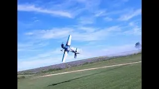 Pilot RC Extra 330LX V2 2,70m by Manuel Kamitz