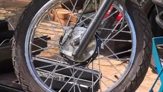 Mecânica inova e cria oficina móvel para motos