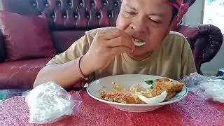 Goreng ikan balado, kentang tahu, kerupuk 