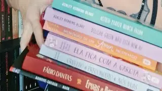 UNBOXING DE LIVROS ACUMULADOS. 