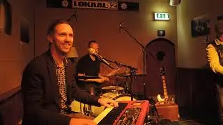 Shakedown Tim & the Rhythm Revue [2] Way Down (Helmond, Bluesroute, 25-10-2025)
