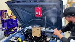 Автомобильный дымогенератор ANCEL S3000 PRO со встроенным воздушным насосом и манометром.