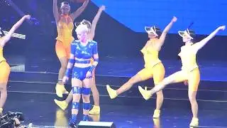 Swish Swish, Katy Perry -- Witness World Tour (TD Garden - Boston, MA)