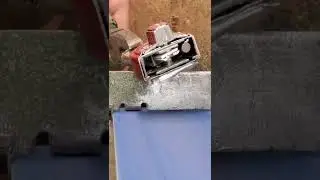 how long to sand through a #lock ? #masterlock #locks #satisfying #oddlysatisfying #locker