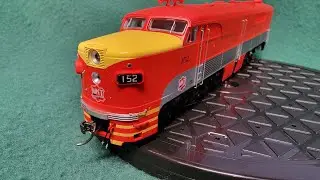 Ремонт переднего грейферного бруса поезда Rapido Alco PA.