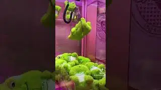 #lasvegaskids  #clawmachine #lasvegasfun #games #pinkwawa