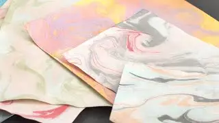 Create beautiful marble effects on paper - DIY by S&oslash;strene Grene