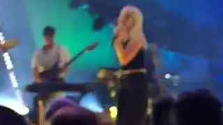 PARAMORE Live Phoenix 2017