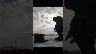 Pierwszy wypad na l&oacute;d. Spontaniczny i kr&oacute;tki. Kilka płoci, jeden krąp i ukleja 🎣😜❄️