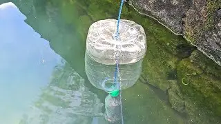 How to Draw Water From a Deep Well Using Two Plastic Bottles | Simple DIY Water Lifting Method