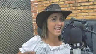 LA&Iacute;S VAQUEIRA -DESGRAMA (video clip oficial) #forro#paredao#grave#hit #Singer @LAISVAQUEIRAOFICIAL