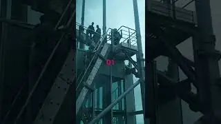 Climbing outside Q1 building   Gold Coast : above level 77 Australia 2023