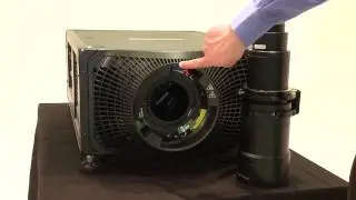 Christie Boxer - Projector lens installation and replacement
