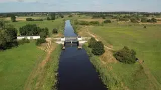 Jaz Babino na rzece Narew, podlaskie z drona
