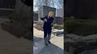Trump Humiliated in Ukraine! Ukrainian Hero Dog Patron 
