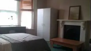 4 Bedroom House for rent Lillie Road Barons Court SW6 7PX