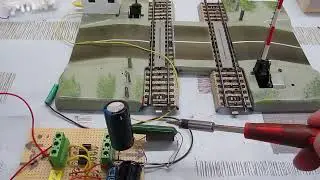 Bahnübergang mit Gleichspannung betrieben