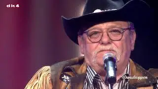 Søren Engebæk - Han kikker i spejlet