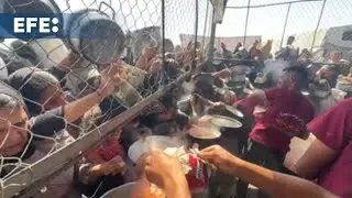 Los asaltos a los camiones con ayuda en Gaza se extienden entre una población desesperada