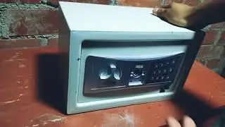 COMO ABRIR  UNA  CAJA FUERTE