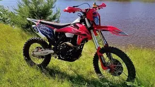 FX MOTO X8 CBS 300. Краткий обзор.