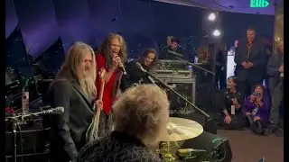Janie&rsquo;s Fund 10 Years: Steven Tyler Live at the Space Needle (Seattle, Nov 8 2025)