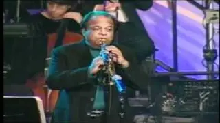 GORE GORE BY SURESH YADAV  SUPRANINO SEXAPHONE AT DETROIT WITH SYMPONY PLAYMOUTH ORCHESTRA CONDUCTED  BY