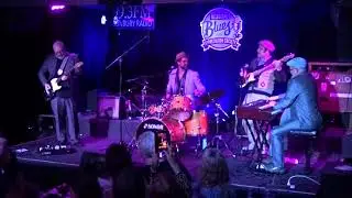 Checkerboard Lounge performing Think Twice at the MBAS 2019