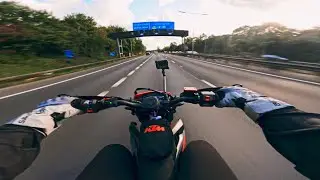 This KTM 690 SMCR SCREAMS on the Motorway! 🔥 POV Ride + Austin Racing Exhaust [4K]