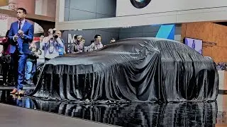 INSIDE The NEW 2019 BMW M4 CS | 2018 CIAS Toronto