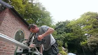 Scribing skirtings with a jigsaw