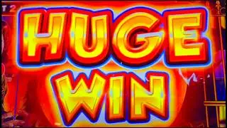 I Upped My Bet After Every Bonus On NEW Werewolf Fury Slot Machine! Huge Win!