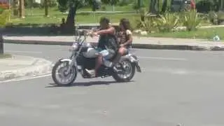 Horizon 250 - ponteiras originais, mas um ronco show !
