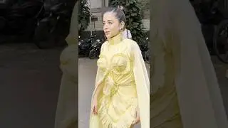 Urfi Javed New Arrival Yellow Looks 🫣