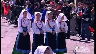 Busachi bellamia  gruppo folk   cavalcata    2014 Sassari Sardegna