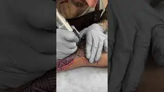 Proces Maorsk&eacute; tetov&aacute;n&iacute;. Polyn&eacute;sk&eacute; tetov&aacute;n&iacute; od Ilja Arana.prg pro Black House Tattoo Praha