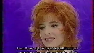 Mylène Farmer   1993 01 02   Interview @ Escale MCM