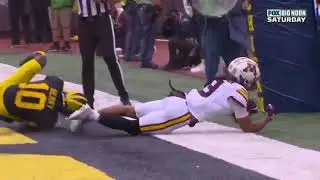 Athlete Daniel Jackson makes a 360 touchdown   --- You might also like   