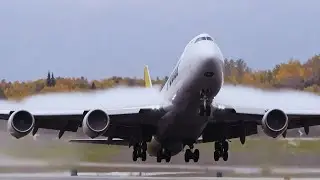 747 Creates MASSIVE Vapor Cloud on Takeoff