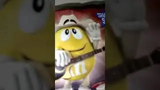 American M&M's Review (with Country Music!)
