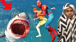 CAN YOU SURVIVE WHEN A MASSIVE ANIMAL ATTACKS EVERY 30 SECONDS IN GTA 5! GTA 5 MODS RP