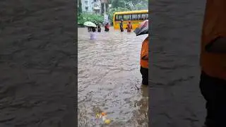Waterlogging Dadar Mumbai Heavy Rains Flood 19 Aug 2025 Mumbaikars Stay Alert ⚠️ #shorts #shortsfeed