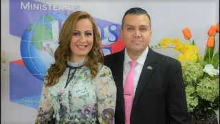 No es lo mismo estar con &Eacute;l, que en &Eacute;l