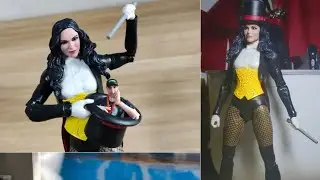 Новые фигурки Затанны от McFarlane Toys в руках (фотографии).