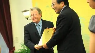 Long Service Awards: Term of Service 1