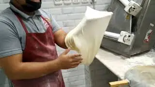 making a khobos in Saudi Arabia 🔥🔥#funny #food