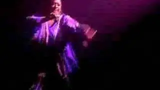 Jeanie Tracy sings Party People