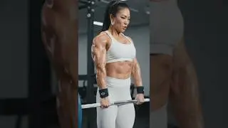 Asian girl sumo deadlifts 120kg. #SumoDeadlift #Fitness #StrongIsSexy #StrengthGoals #GirlsPower