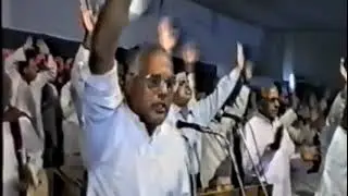 നിറഞ്ഞ ദൈവ സാന്നിധ്യത്തിൽ ദൈവത്തെ പാടി ആരാധിക്കുന്ന നല്ല നിമിഷങ്ങൾ -(Kumpanadu IPC -30 years back)