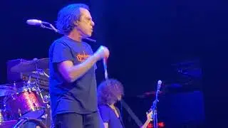 John Brannon with Dinosaur Jr at Salt Shed